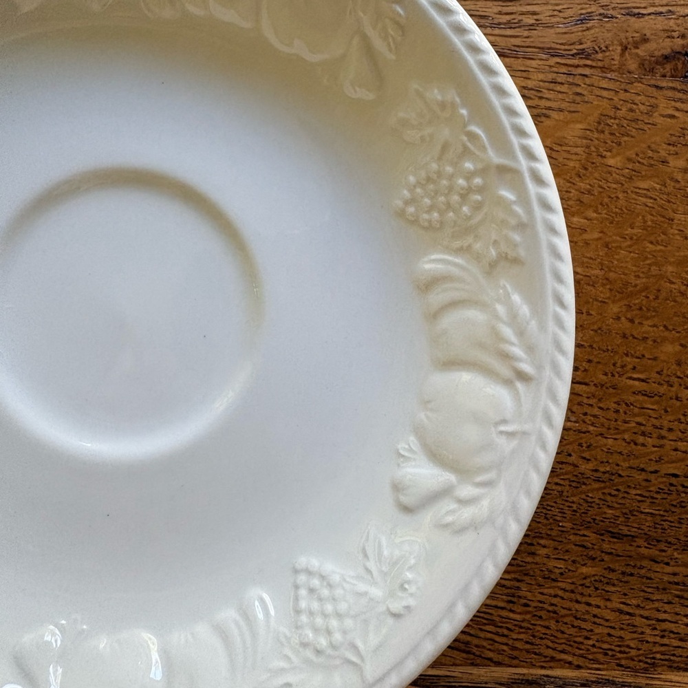 International China Devonshire Saucer - Set of 3 ~6.25”- made in England - Picture 9 of 11